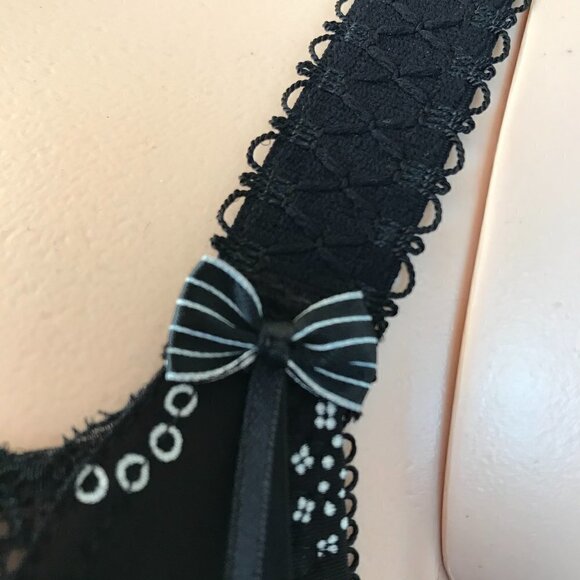 Freya Faye Plunge Underwire Black Bra 30DD - Picture 8 of 15